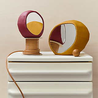 mirror-mm--1105228 B1-worn-1-0